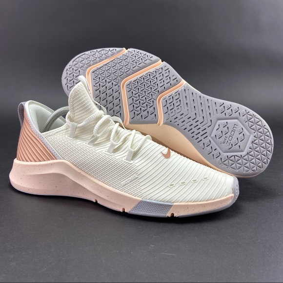Nike Shoes - 🔴SOLD Nike Women's Air Zoom Elevate Running Shoes